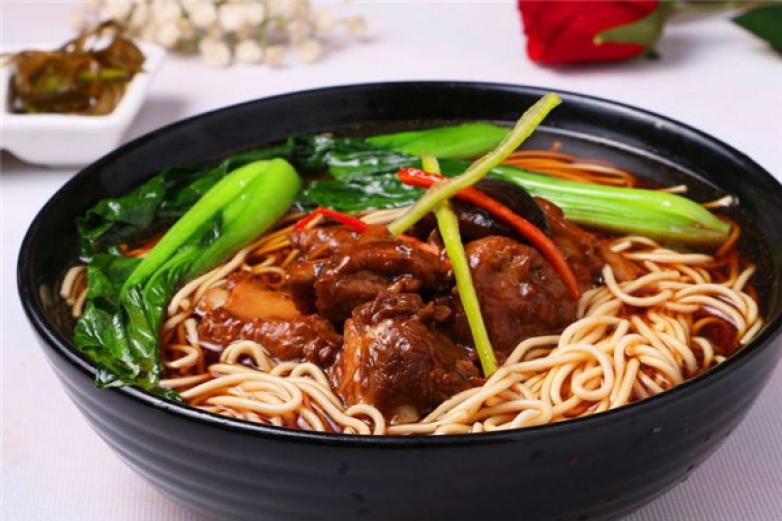 王家老太鍋蓋面