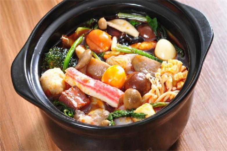 煮煮鄉(xiāng)骨湯麻辣燙