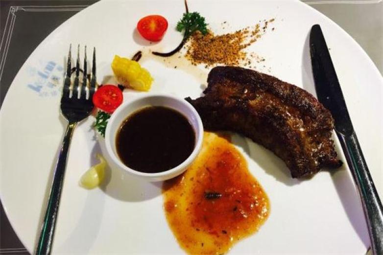 愛上牛排自助餐廳