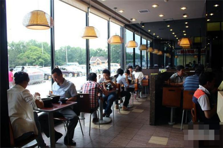 南云下過橋米線