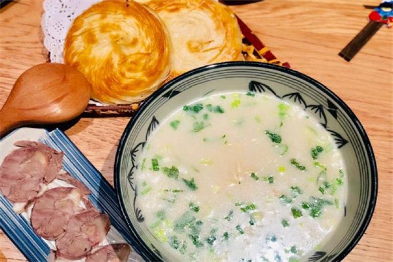 牛湯哥慢熬牛肉湯