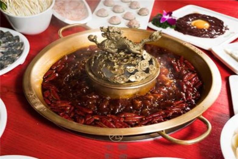 大龍翻印火鍋