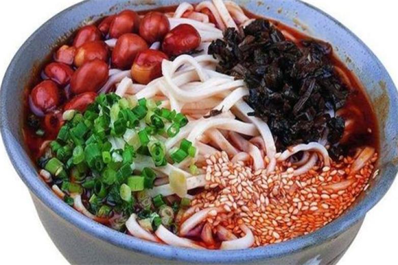 老太婆擔(dān)擔(dān)面