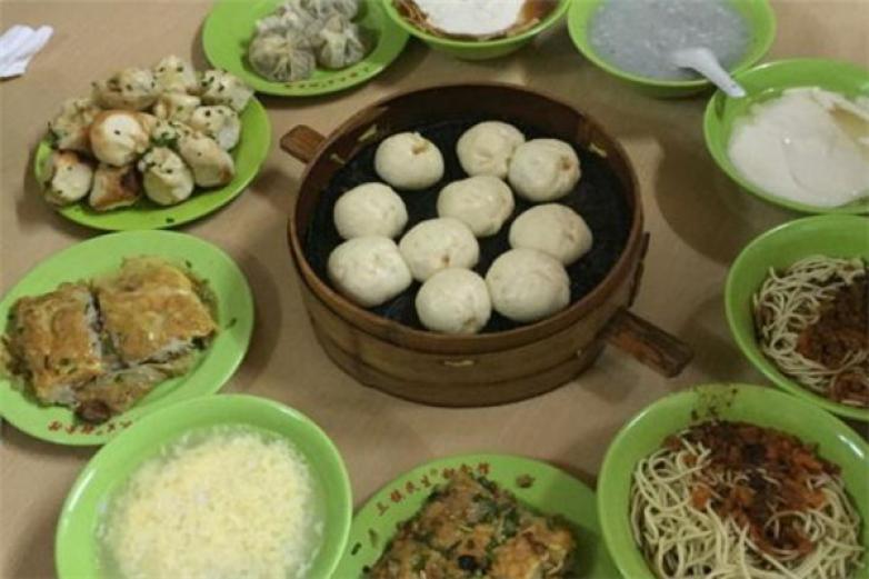 三鎮(zhèn)民生甜食館