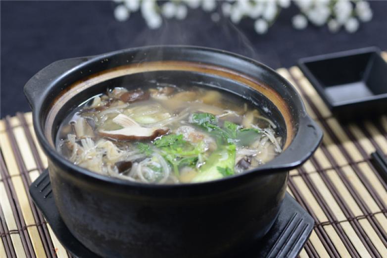 德師傅過橋米線