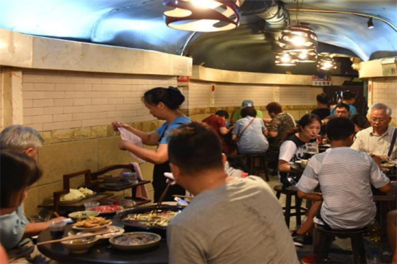 朝天門防空洞火鍋