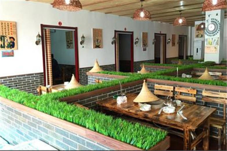 云南生態(tài)石鍋魚