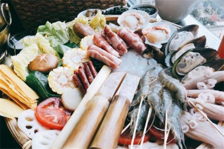 突卡突卡泰式海鮮火鍋