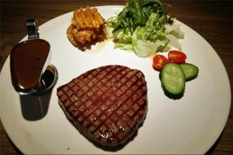 新貝樂意大利餐廳