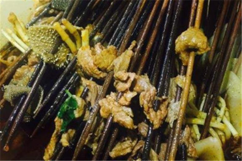 報告老師辣鹵串串香