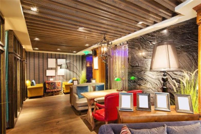 米蘭達(dá)炸雞漢堡