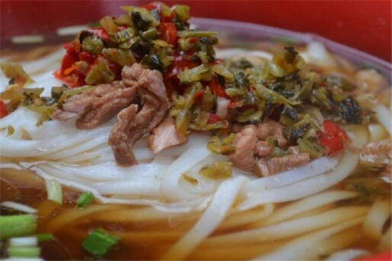 三個(gè)魚湖南米粉