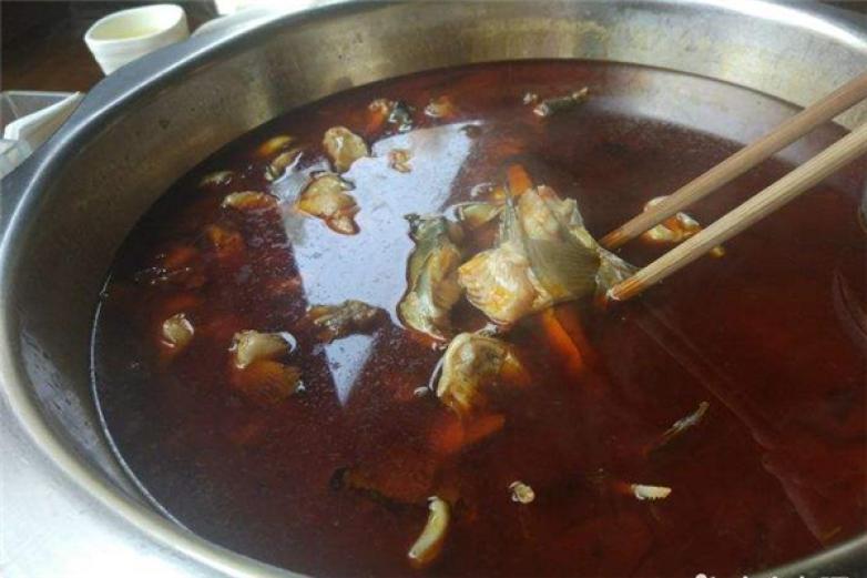 阿歪梭邊魚火鍋