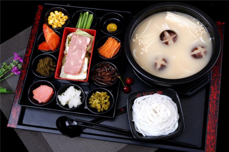 悅丫丫過橋米線