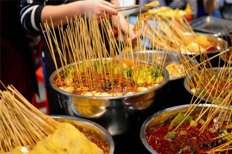 歐陽小姐在成都串串香