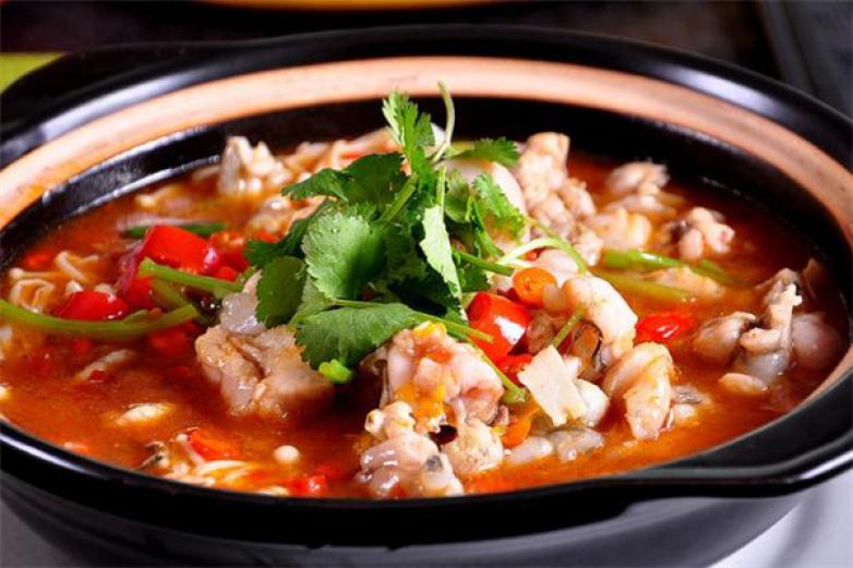 一統(tǒng)湯砂鍋