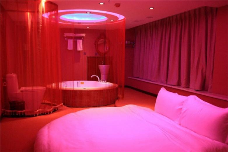 斯奇恩主題酒店