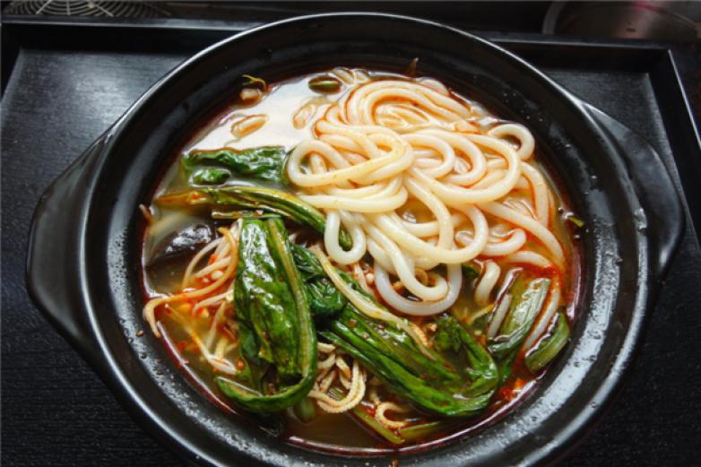 橋香閣過橋米線