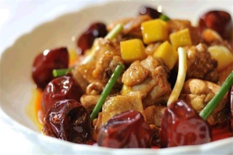 優(yōu)米客黃燜雞米飯