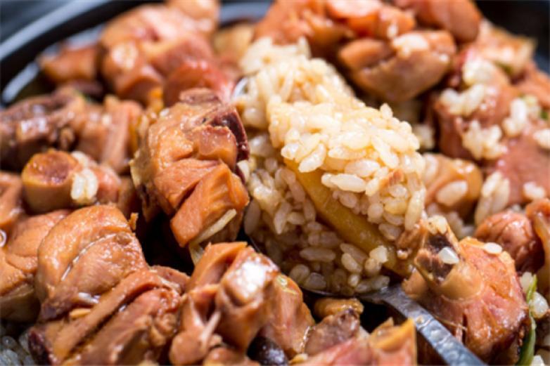 碗留香黃燜雞米飯