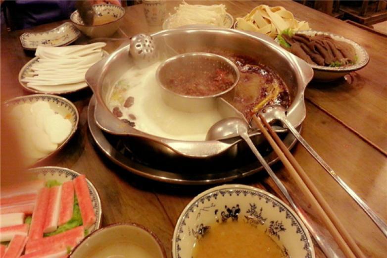 紅菇坊火鍋