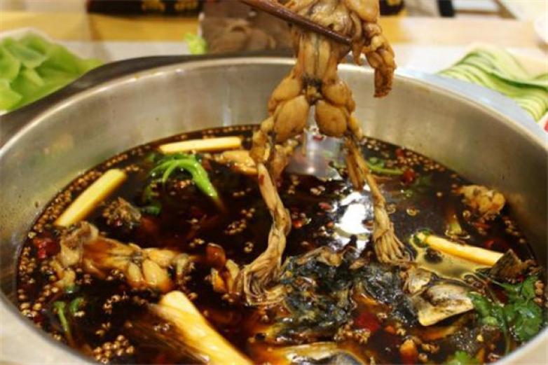 鼎味美蛙魚頭火鍋