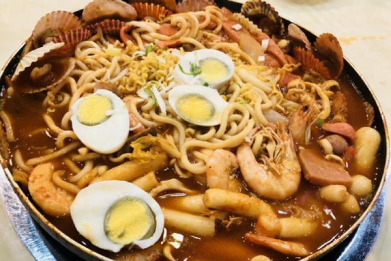 馬喜達韓國年糕火鍋