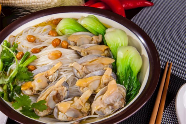 味當(dāng)先花甲米線