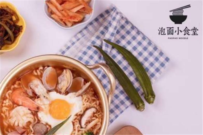 泡面煮播泡面小食堂