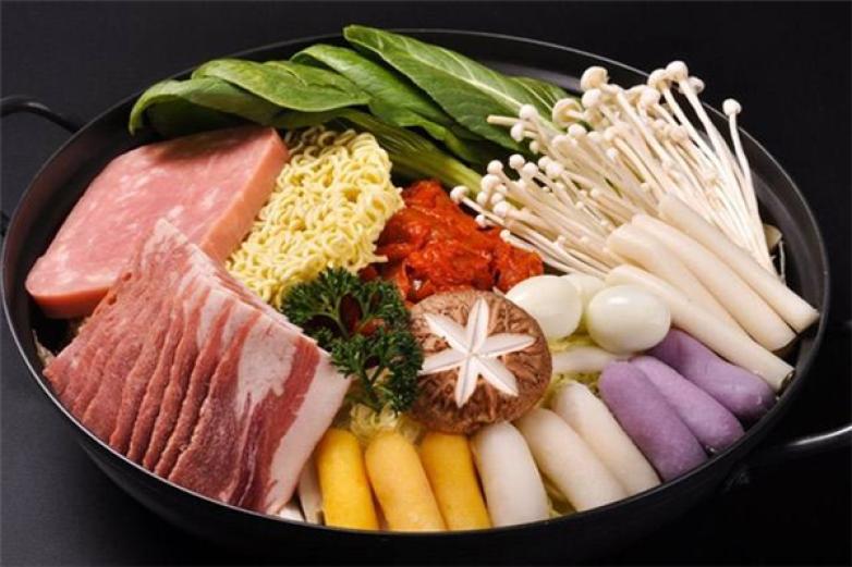 瑪食達(dá)年糕火鍋