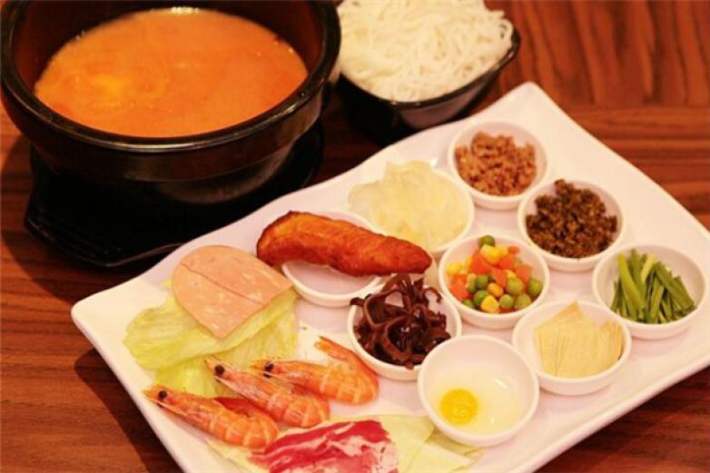 老山云南過橋米線