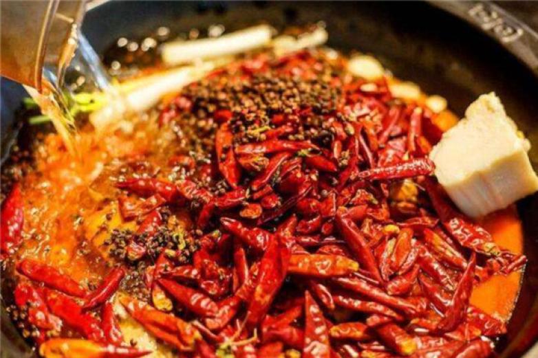 鴻運(yùn)來(lái)雙魚火鍋