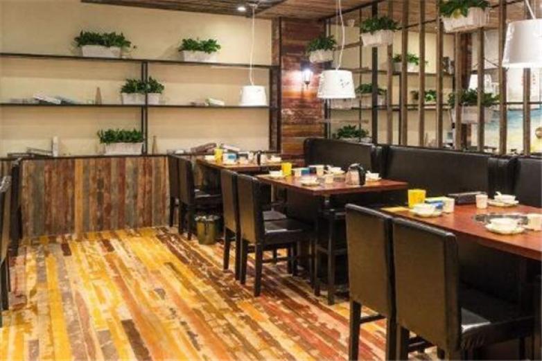 俏巴蜀烤魚(yú)坊