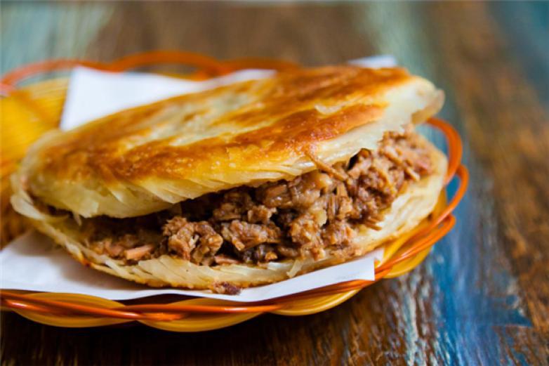 李老三臘牛肉夾饃