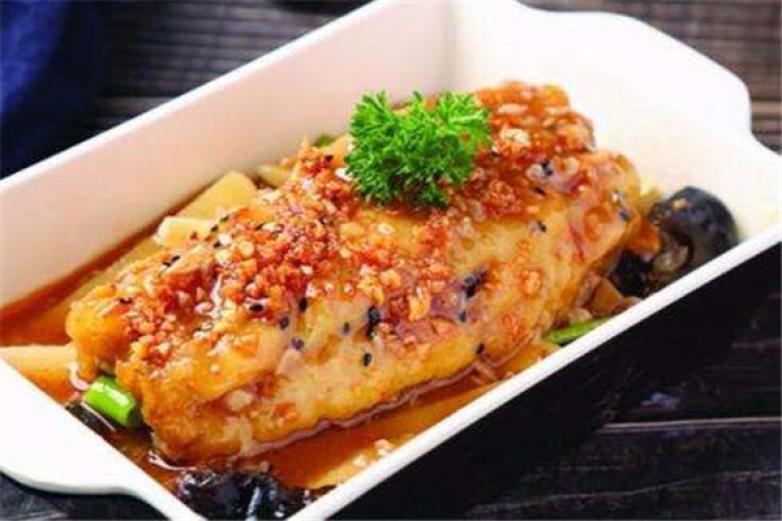 魚兮兮板燒魚飯