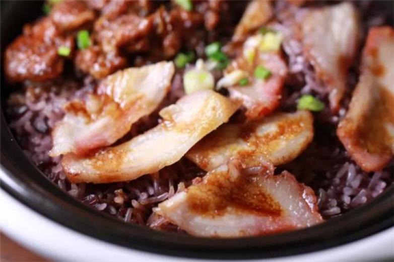 六少黑米煲仔飯