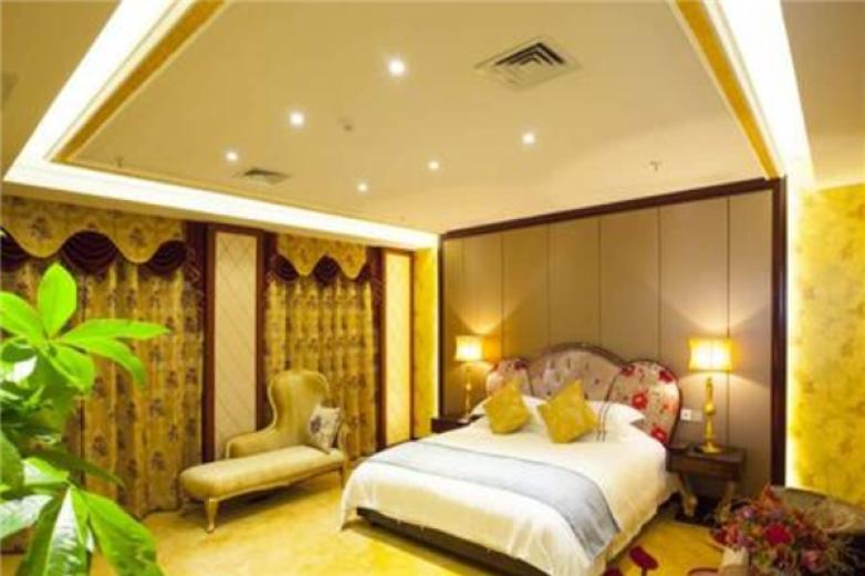 屋頂頂城市江景酒店