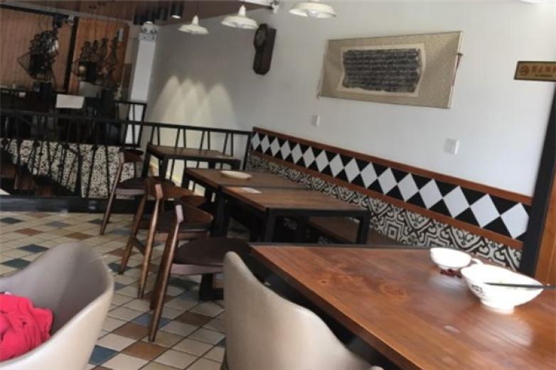 滋煎網(wǎng)紅煎餃