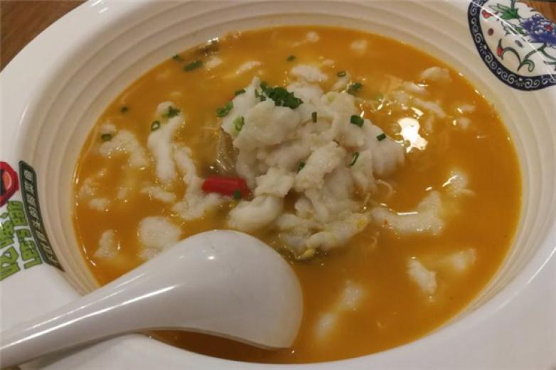 吃噻不吐骨頭的酸菜魚(yú)