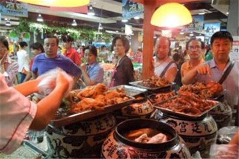 興超宮廷瓦罐雞