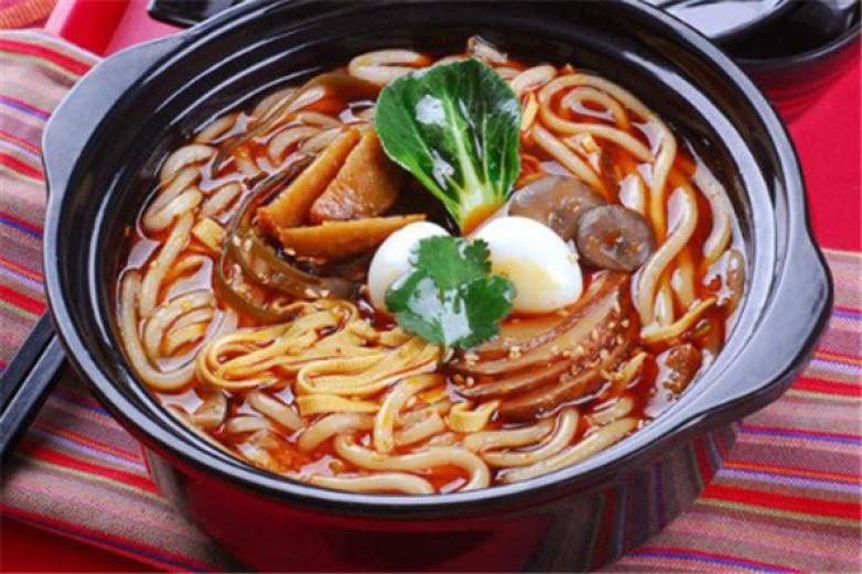 湘川風(fēng)砂鍋土豆粉米線