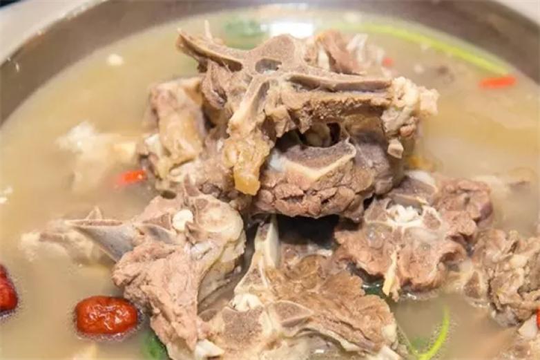 旮旯小犟骨自助骨頭鍋