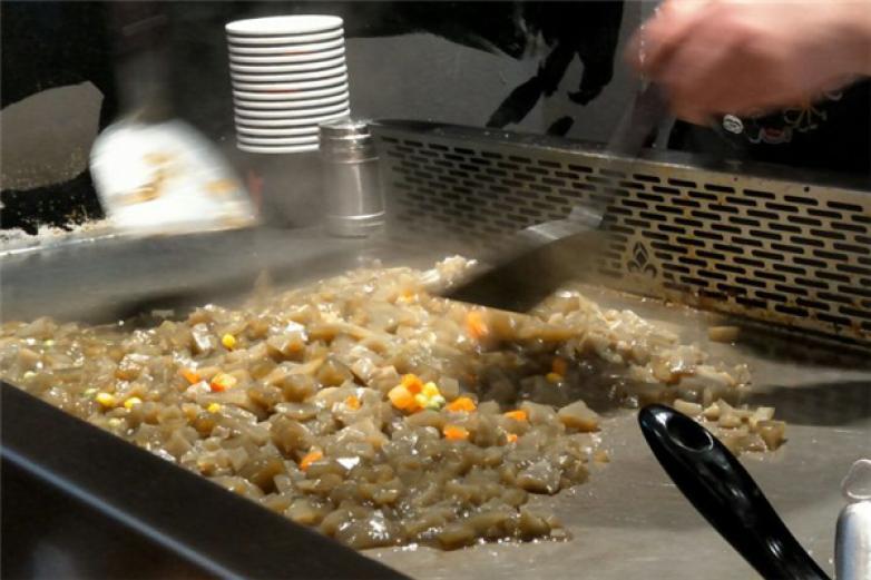 弄粉兒鐵板涼粉