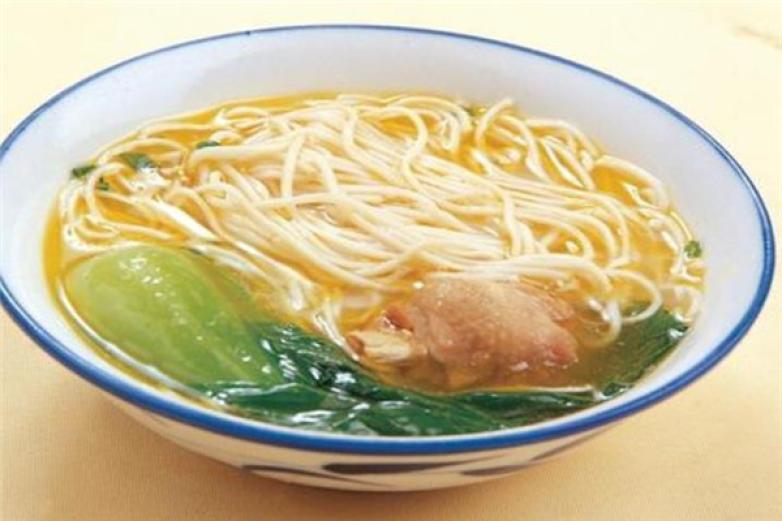 可可一碗老母雞湯面