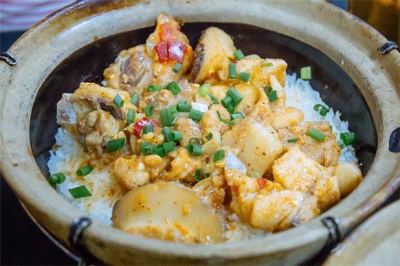 順德牛展煲仔飯