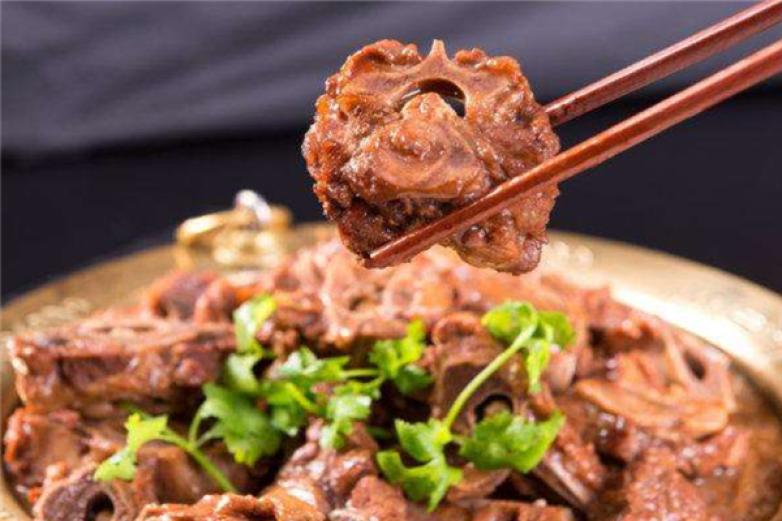 興康園羊蝎子火鍋