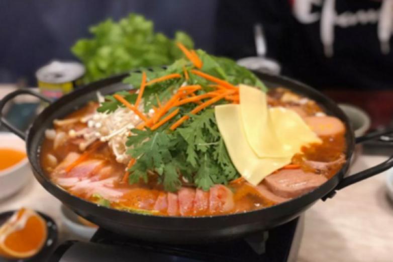 春唇醬湯火鍋烤肉