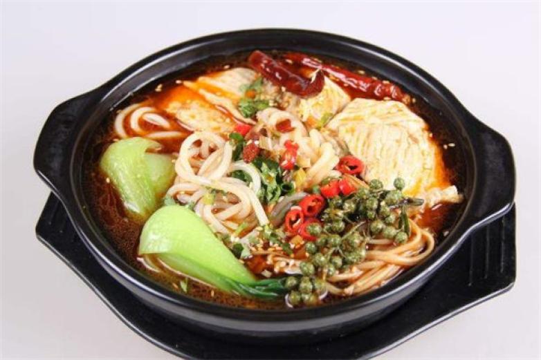 云水越過橋米線