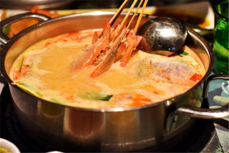 檸檬曲泰式海鮮火鍋