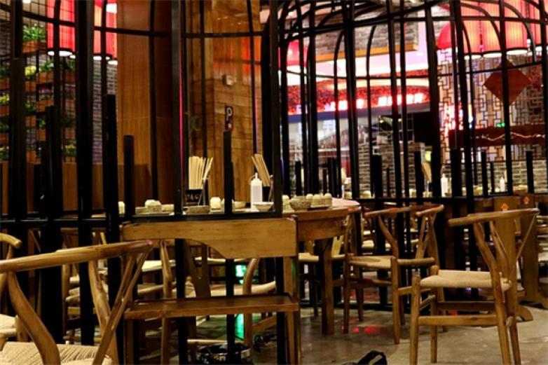 魚(yú)霸王火鍋